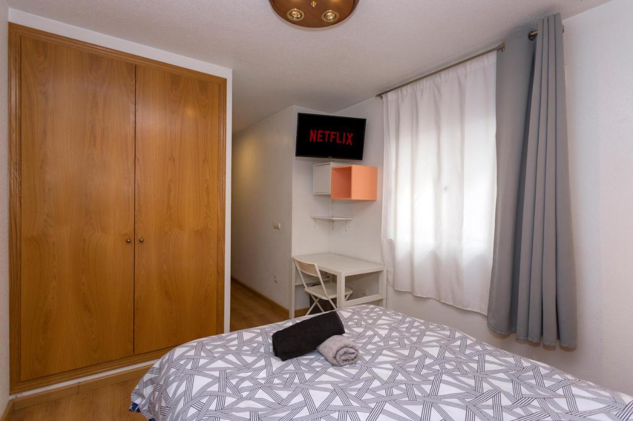 Central Market Guestrooms 阿利坎特 外观 照片