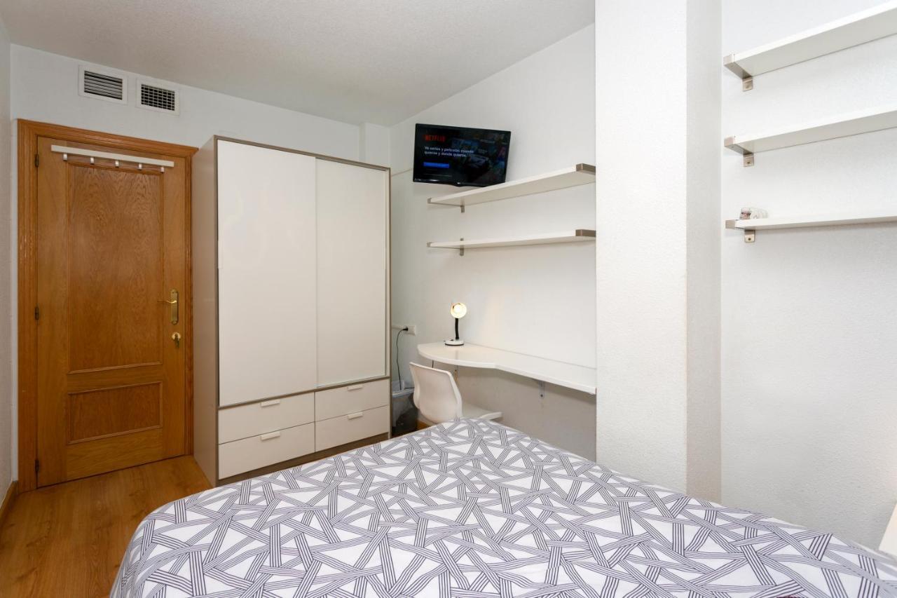Central Market Guestrooms 阿利坎特 外观 照片