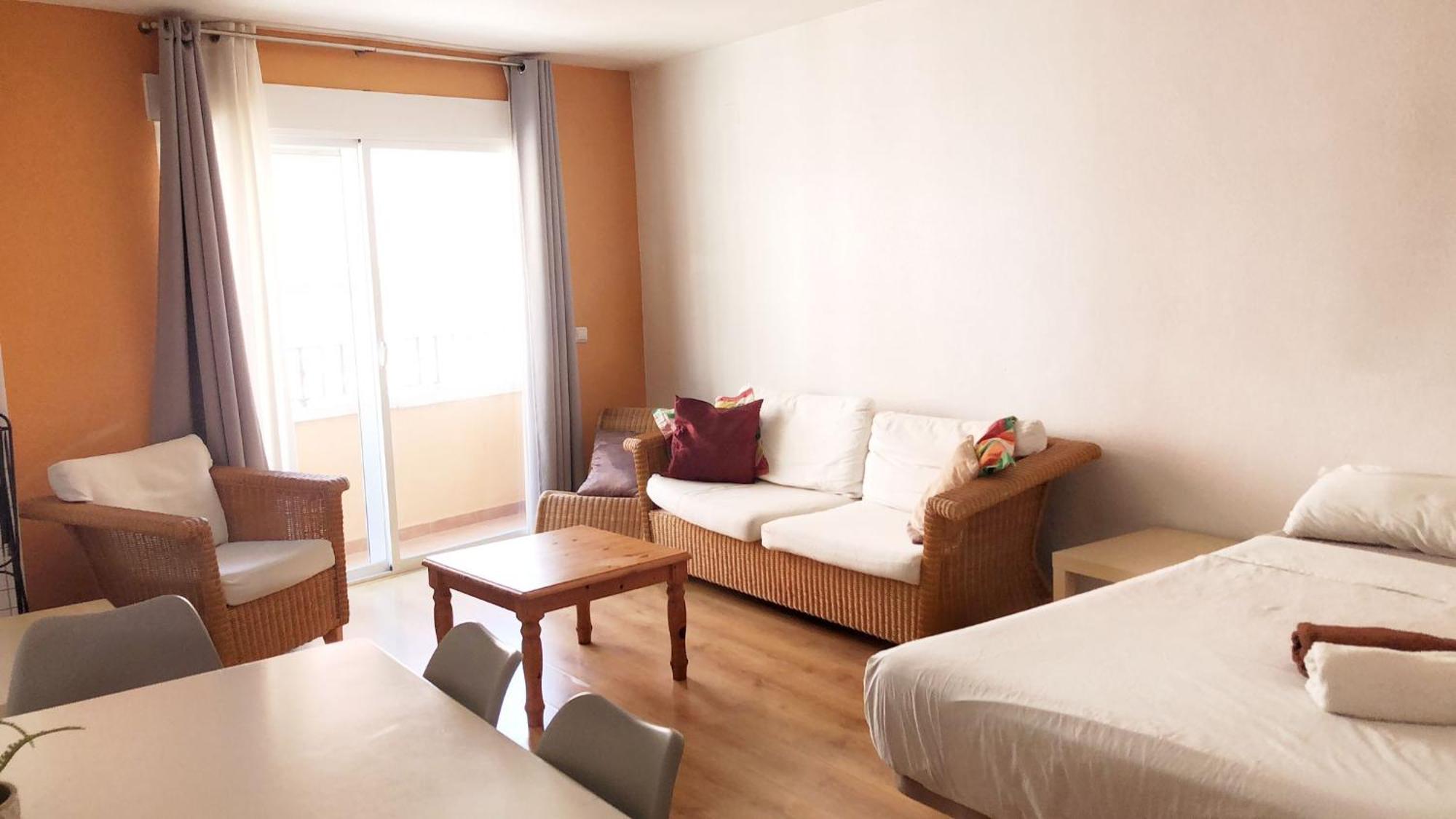 Central Market Guestrooms 阿利坎特 外观 照片